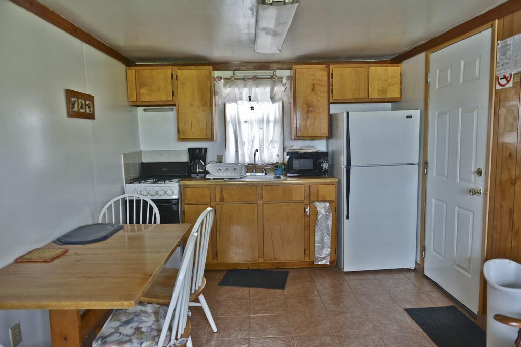 Lake Ida Beach Resort Winter Haven Room photo