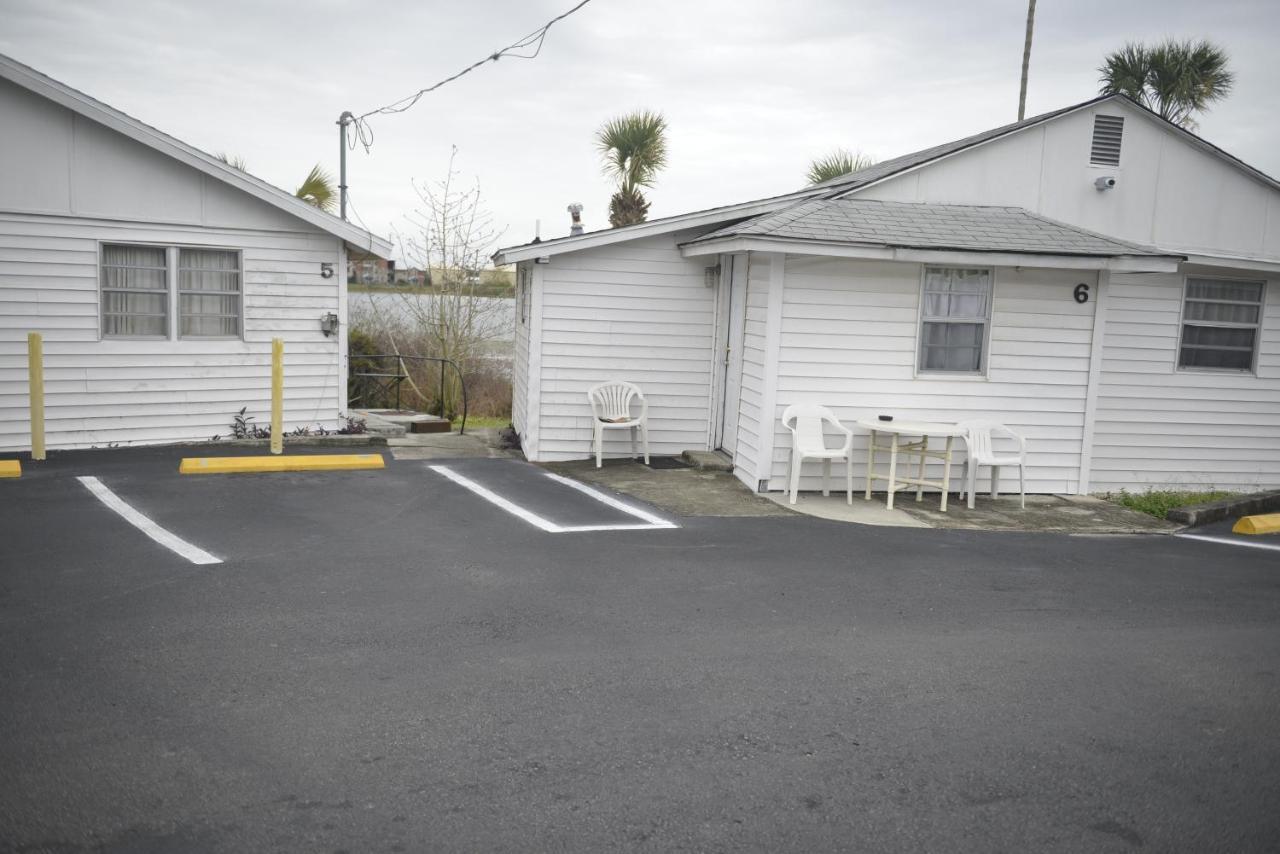 Lake Ida Beach Resort Winter Haven Exterior photo